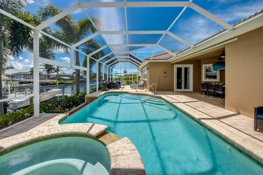 Villa Martinique By Coralvilla Cape Coral Eksteriør billede